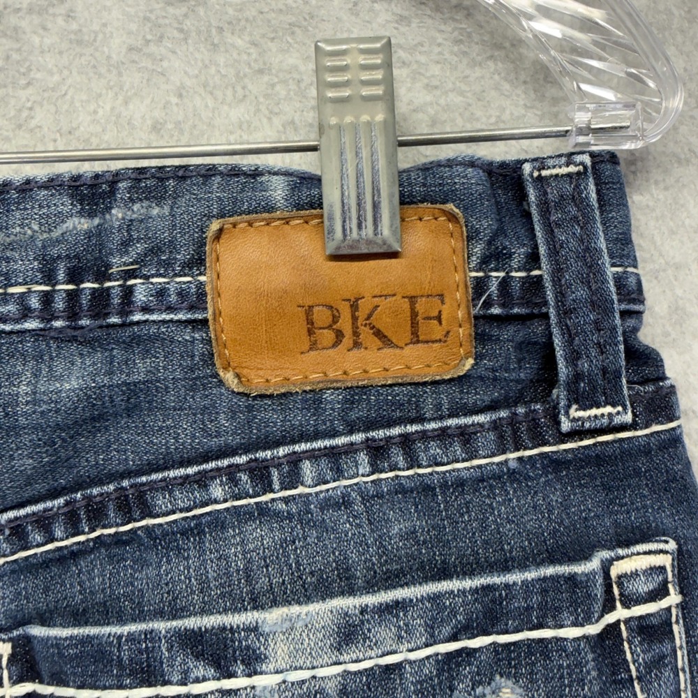 BKE Tyler Jeans Mens 32x30 Blue Relaxed Straight Leg Distressed Denim Baggy - Picture 8 of 10